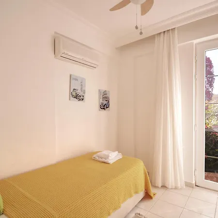 Korunakli Sarmasik * Oludeniz